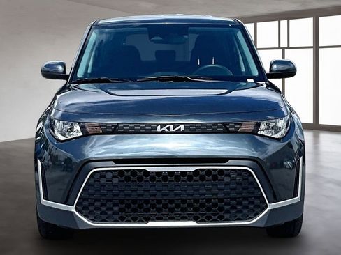 Used 2025 Kia Soul LX w/ LX Technology Package FWD image 5