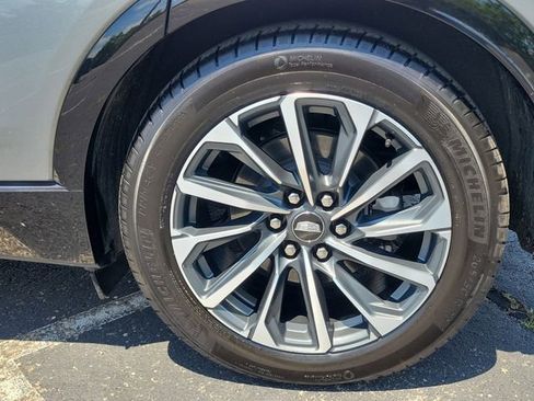 Certified 2024 Cadillac Lyriq Sport AWD/4WD image 7