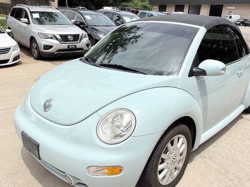 Used 2004 Volkswagen Beetle GLS FWD image 95