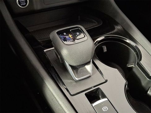 Used 2023 Nissan Rogue SV image 13