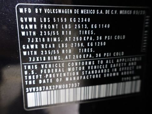 Used 2023 Volkswagen Tiguan SE FWD image 38