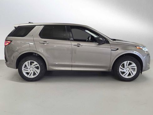 Certified 2025 Land Rover Discovery Sport S image 6