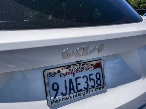 Certified 2023 Kia Sorento EX FWD image 11