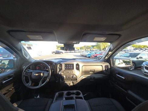Used 2022 Chevrolet Silverado 1500 Custom image 25