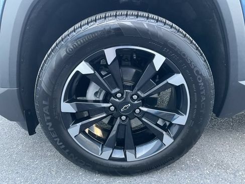 Used 2025 Chevrolet Equinox RS w/ Convenience Package III AWD/4WD image 18