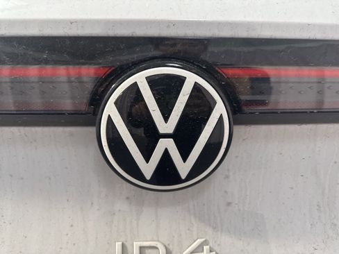 Used 2022 Volkswagen ID.4 Pro S image 12