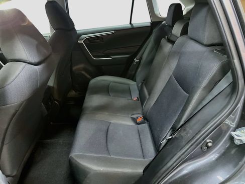 Used 2025 Toyota RAV4 LE AWD/4WD image 23