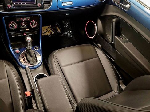 Used 2017 Volkswagen Beetle 1.8T SE image 25