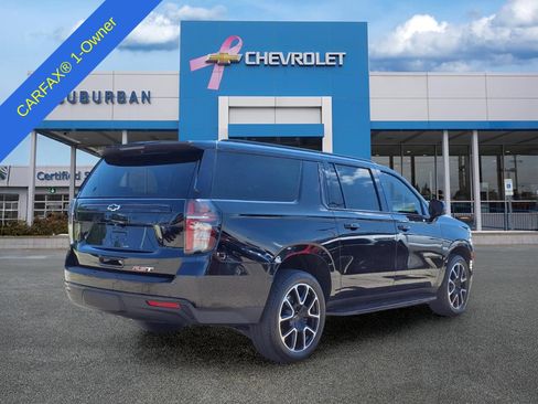 Used 2023 Chevrolet Suburban RST w/ Luxury Package AWD/4WD image 6