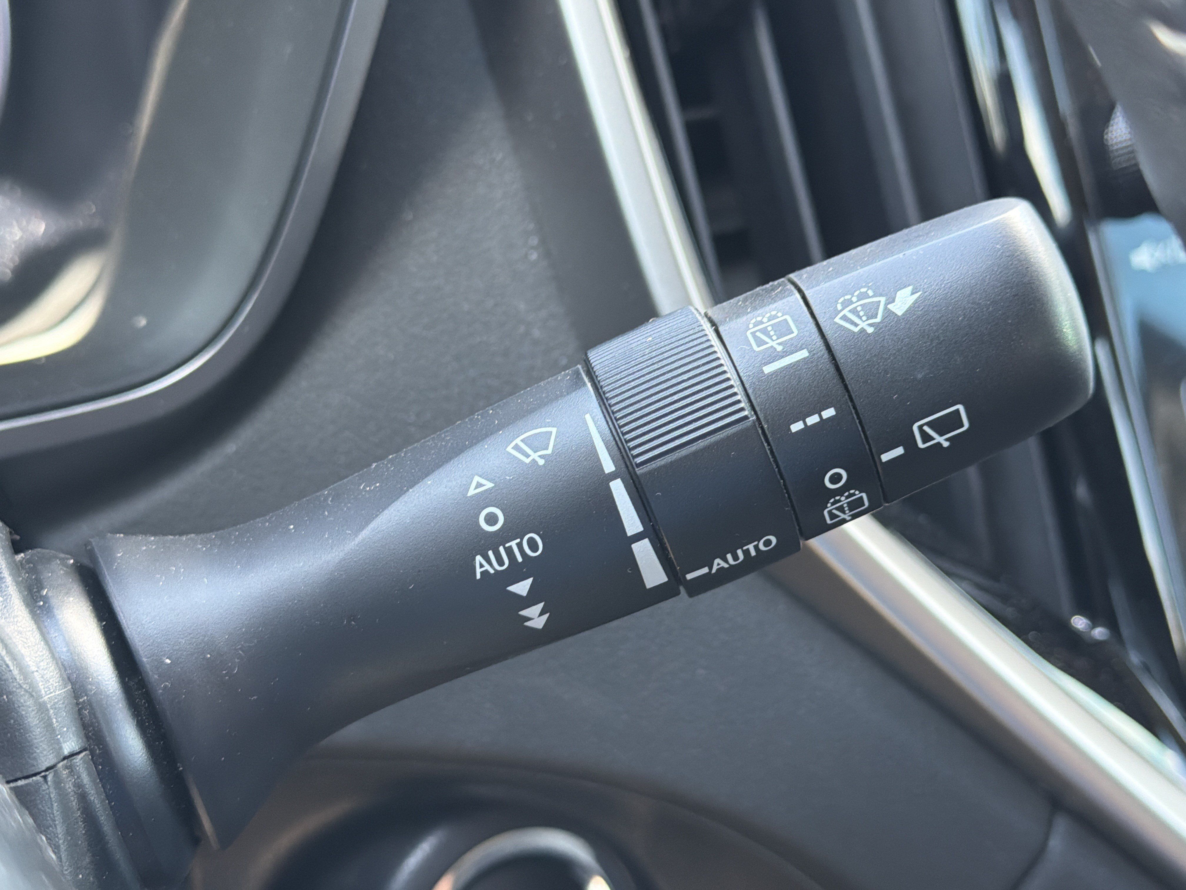 Used 2024 Subaru Ascent Touring AWD/4WD image 17