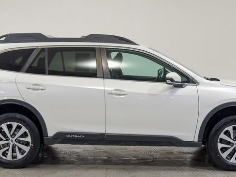 Used 2021 Subaru Outback Premium AWD/4WD image 12