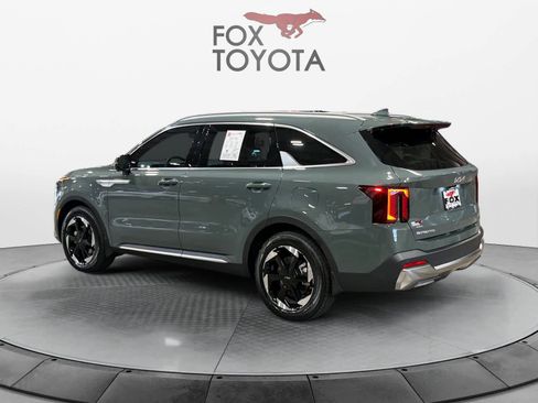 Used 2025 Kia Sorento SX Prestige AWD/4WD image 4
