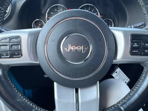 Used 2017 Jeep Wrangler Sahara w/ Quick Order Package 24E Chief AWD/4WD image 16