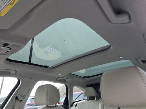 Used 2022 Audi A6 3.0T allroad Premium Plus w/ Executive Package image 4