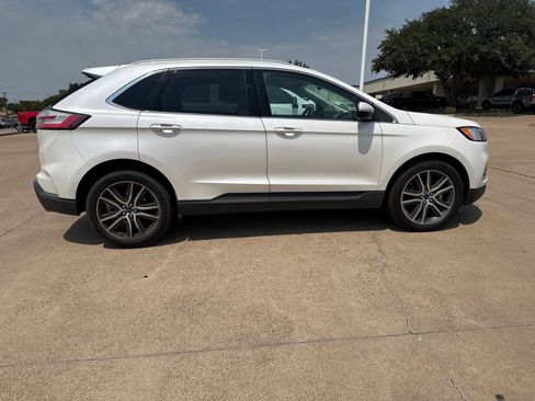 Used 2019 Ford Edge Titanium FWD image 8