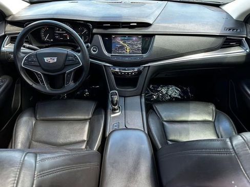 Used 2017 Cadillac XT5 Luxury w/ Driver Awareness Package AWD/4WD image 29