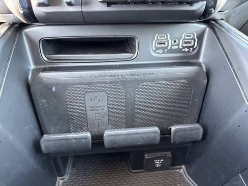 Used 2024 RAM 2500 Laramie image 28