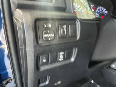 Used 2019 Toyota 4Runner SR5 image 21