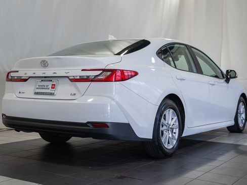 Used 2025 Toyota Camry LE FWD image 4