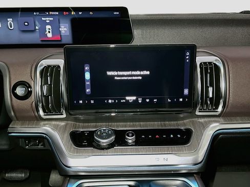 New 2026 Ford Expedition Platinum w/ Platinum Ultimate Package AWD/4WD image 14