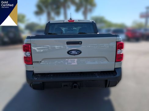 Certified 2025 Ford Maverick XLT w/ Equipment Group 302A AWD/4WD image 8