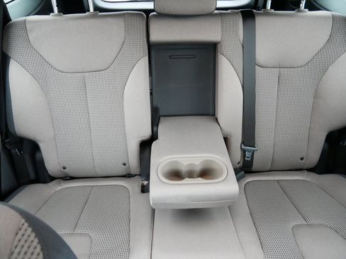 Used 2022 Hyundai Santa Fe SE w/ Cargo Package image 13