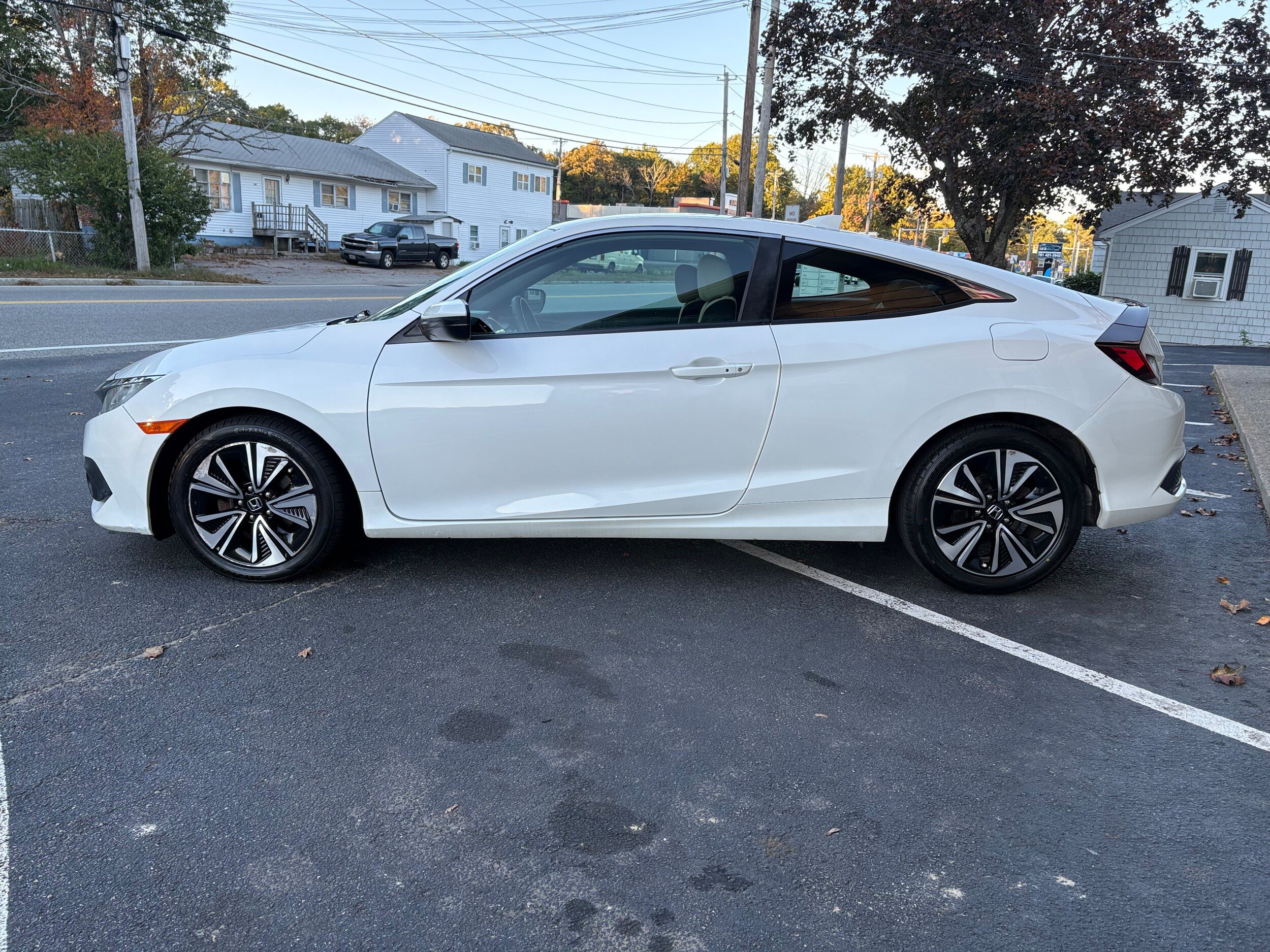Used 2016 Honda Civic EX-T image 8