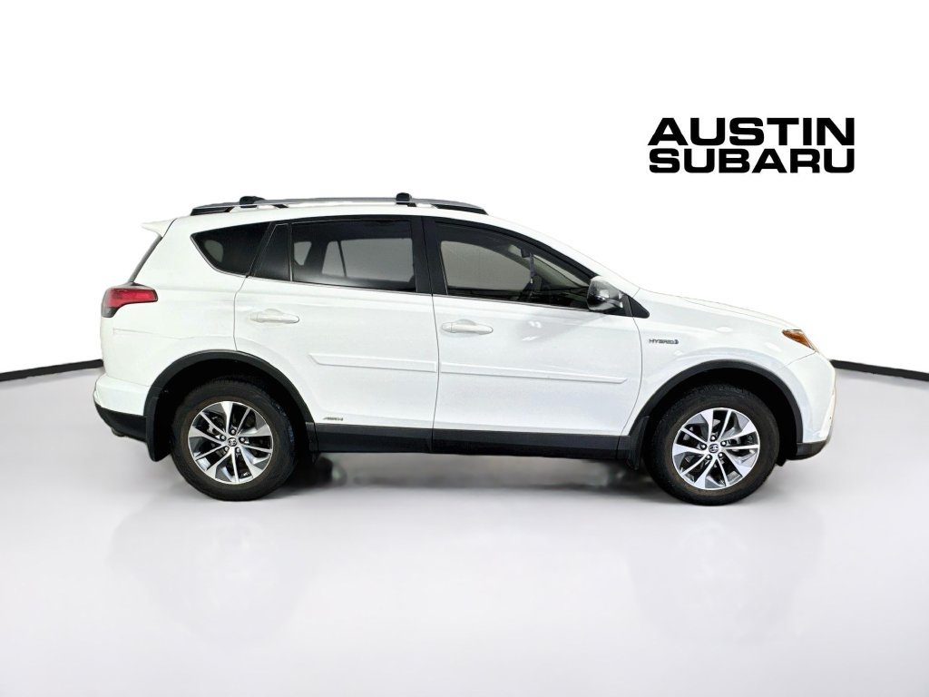 Used 2018 Toyota RAV4 XLE w/ Convenience Package AWD/4WD image 8