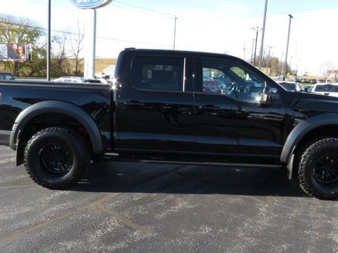 Certified 2022 Ford F150 Raptor w/ Equipment Group 801A High image 9