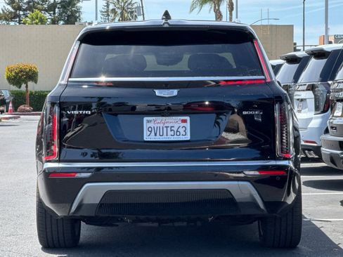 Used 2026 Cadillac Vistiq Luxury AWD/4WD image 6