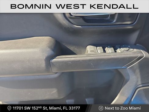 Used 2022 Chevrolet Silverado 1500 Custom image 12