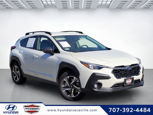 Used 2024 Subaru Crosstrek 2.0i Premium image 1
