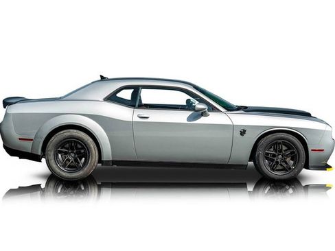 Used 2023 Dodge Challenger SRT Hellcat Redeye RWD image 2