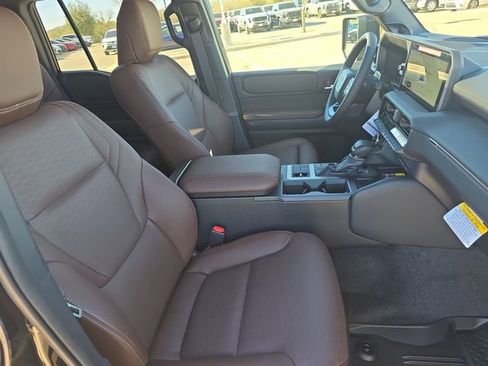 New 2026 Toyota Land Cruiser image 10