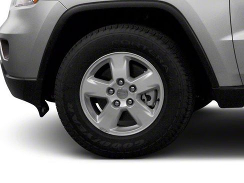 Used 2013 Jeep Grand Cherokee Laredo image 11