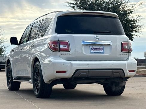 Used 2020 Nissan Armada Platinum w/ Captain's Chairs Package image 3