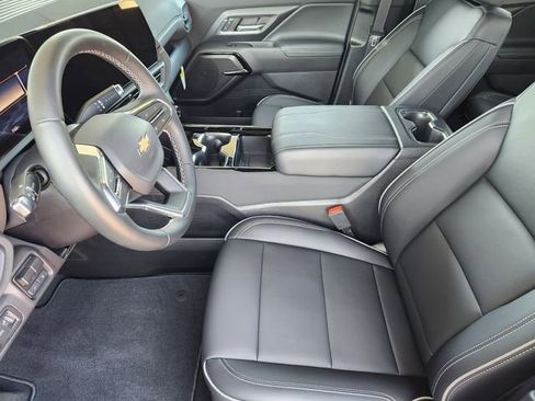 New 2026 Chevrolet Silverado EV LT AWD/4WD image 11