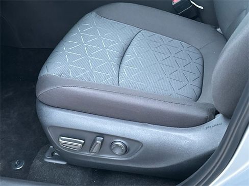 New 2025 Toyota RAV4 XLE image 21