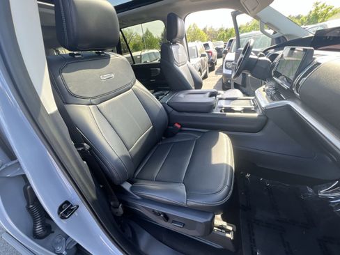 New 2025 Ford Expedition Max Platinum w/ Driver's Package image 36