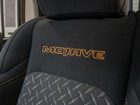 New 2026 Jeep Gladiator Mojave image 9