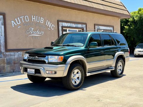 Used 2001 Toyota 4Runner Limited AWD/4WD image 1