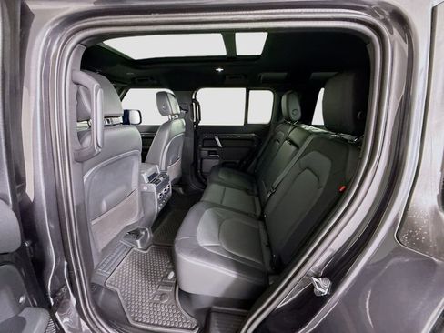 Used 2023 Land Rover Defender 110 X-Dynamic SE AWD/4WD image 22
