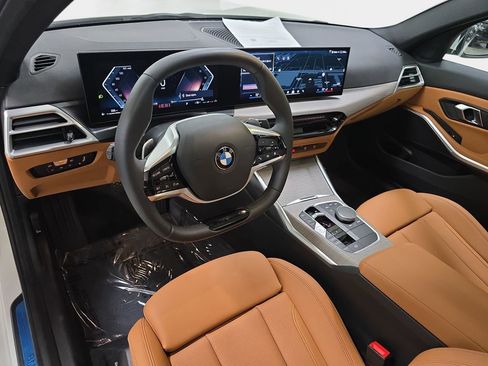 Used 2025 BMW 330i Sedan w/ Convenience Package image 19