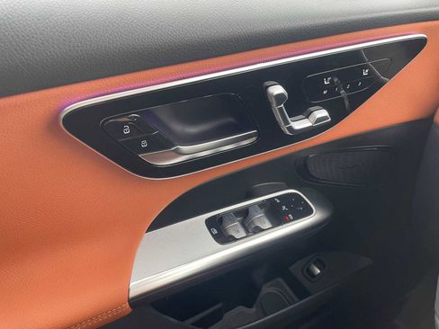 New 2026 Mercedes-Benz GLC 300 image 25