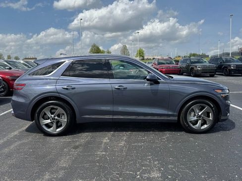 Used 2026 Genesis GV70 2.5T Select AWD/4WD image 2