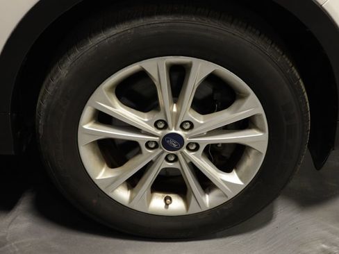 Used 2018 Ford Escape SE image 33