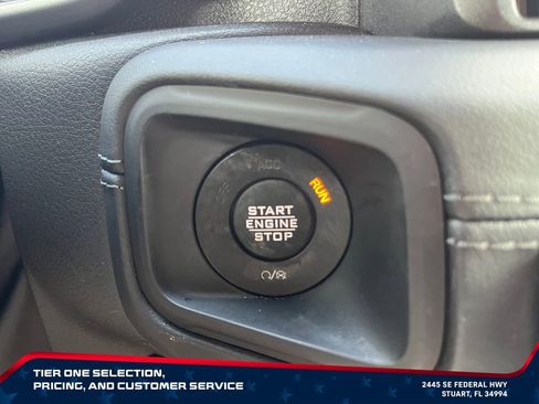 Used 2024 Jeep Wrangler Unlimited Rubicon AWD/4WD image 22