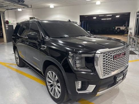 Used 2023 GMC Yukon Denali w/ Max Trailering Package AWD/4WD image 3