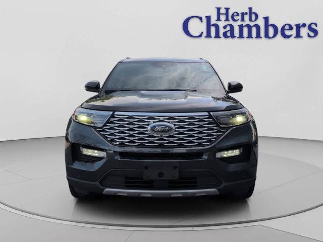Certified 2022 Ford Explorer Platinum w/ Equipment Group 601A AWD/4WD image 2