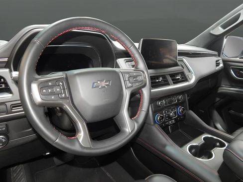 Used 2024 Chevrolet Suburban RST image 12